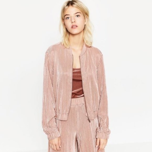 Zara Jackets & Blazers - ZARA Pleated Satin Jacket In Dusty Pink